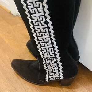 Agave sky  embroidered black  cowboy boots size 9